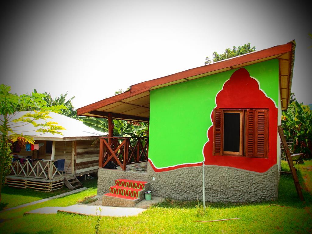Cocoa Village Guesthouse Obo  Exterior photo